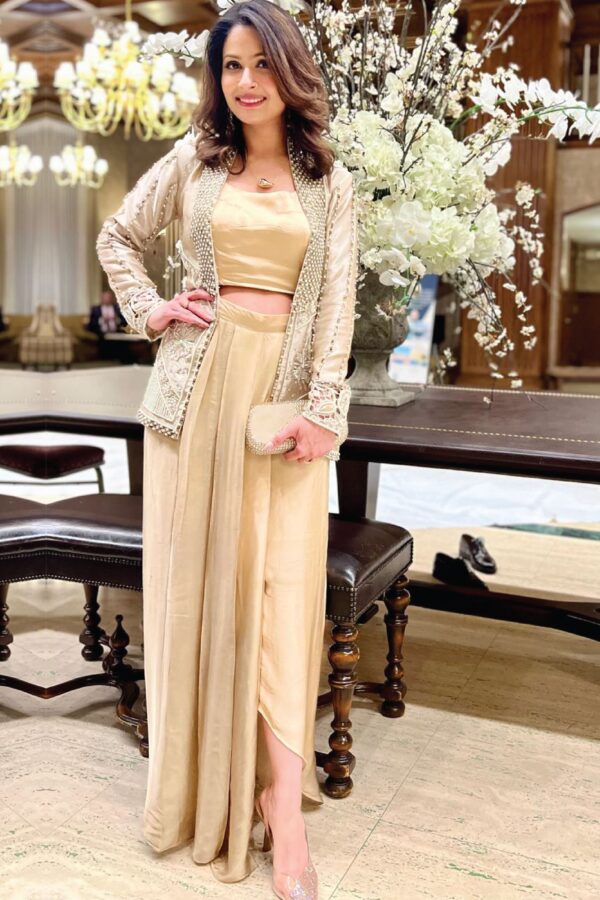 EMBROIDERED NET UN-4021